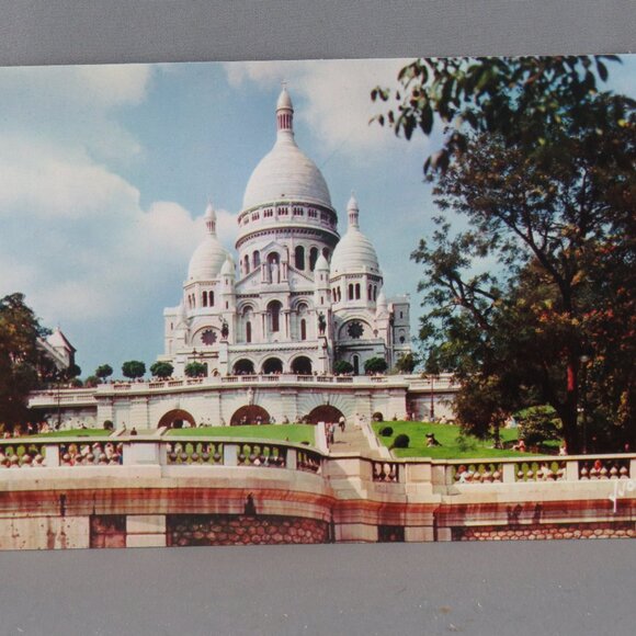 Vintage Postcard - Sacred Heart Basilica Paris France - Yvon Paris - Picture 1 of 4